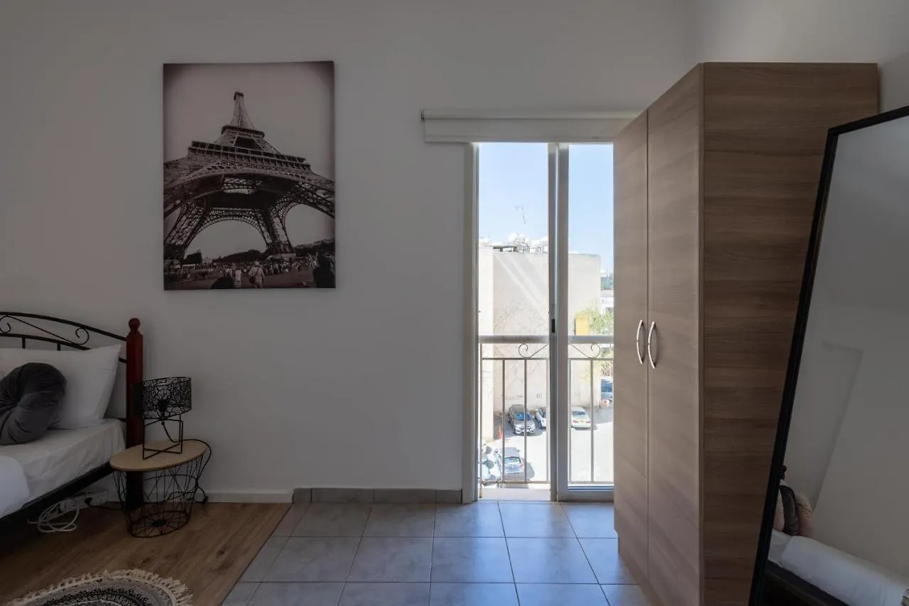 Terre 1-Br Apt In Larnaca + Balcony Apartment Cyprus