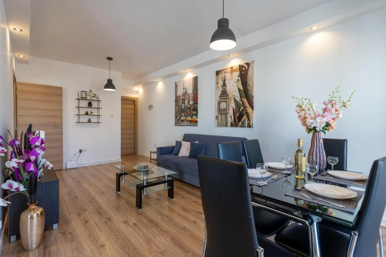 Terre 1-Br Apt In Larnaca + Balcony Apartment Cyprus